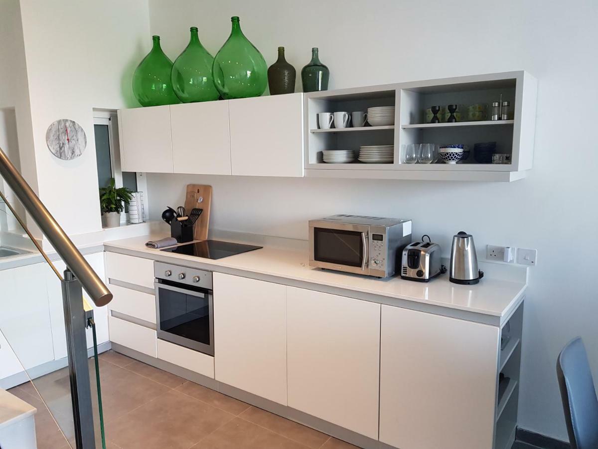 Duplex Maisonette With Heated P-Pool And Jacuzzi Сент Джулианс Экстерьер фото